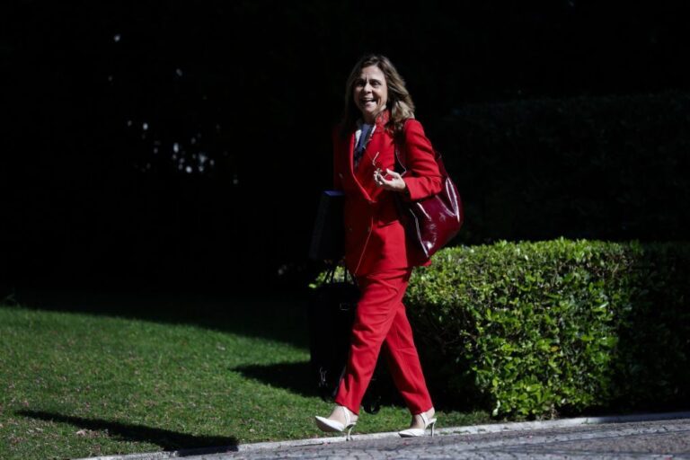 Vagas para medicina geral e familiar em todos os lugares identificados como necessários -- Governo