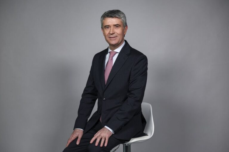 José Luís Carneiro acusa Governo de 