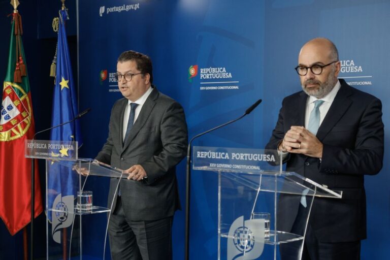 Ministro das Finanças confiante que valor estratégico da TAP não será afetado pela guerra no Irão