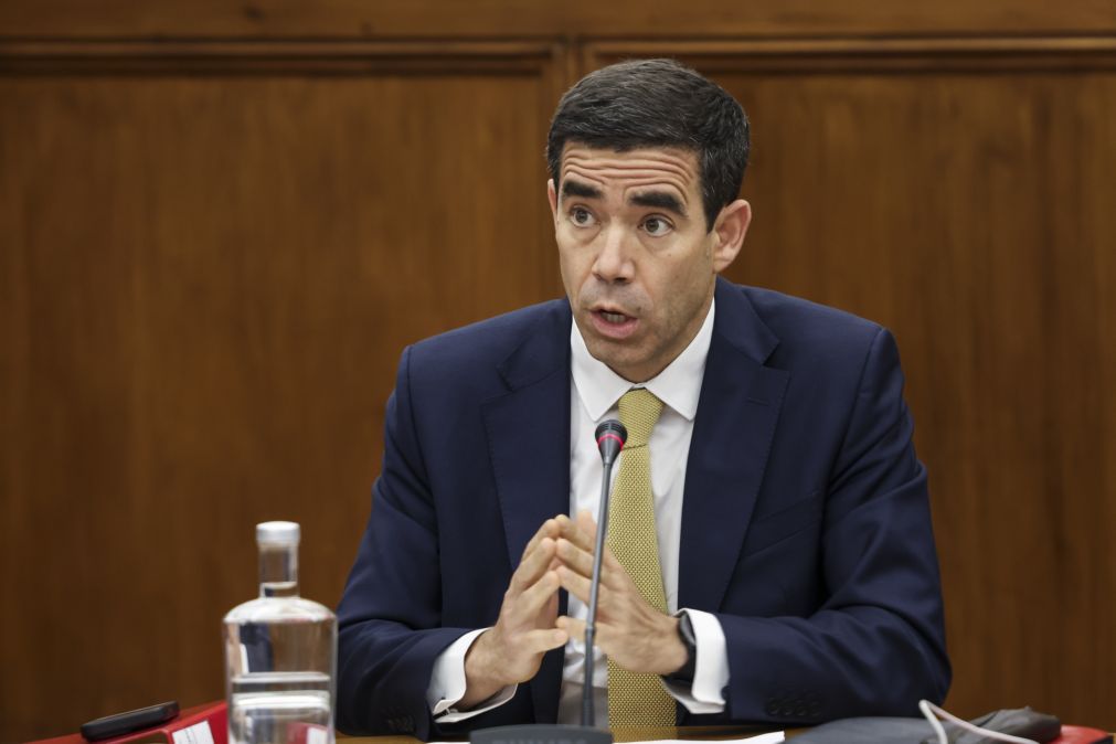 Ministro da Presidência diz que Estado tem de “sair do caminho” das empresas