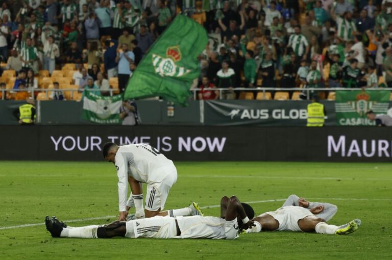 Real Madrid cede empate a acabar com Betis e fica mais longe do título espanhol