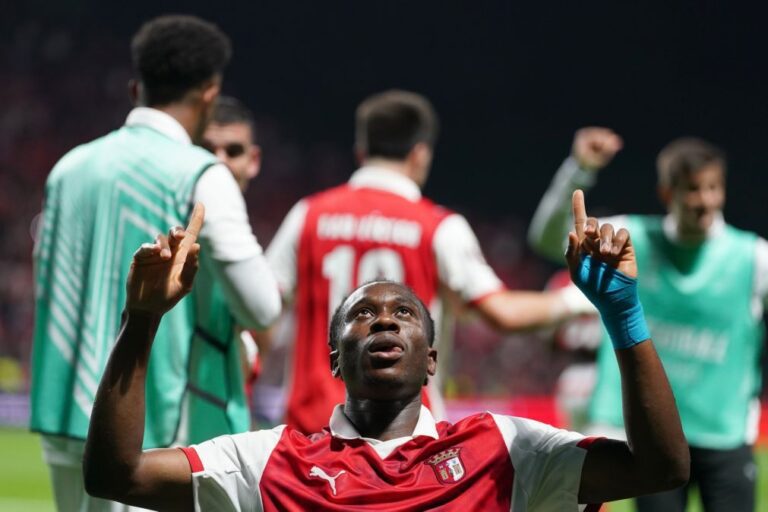 LE: Sporting de Braga adianta-se ao Friburgo nas 'meias' com golo aos 90+2