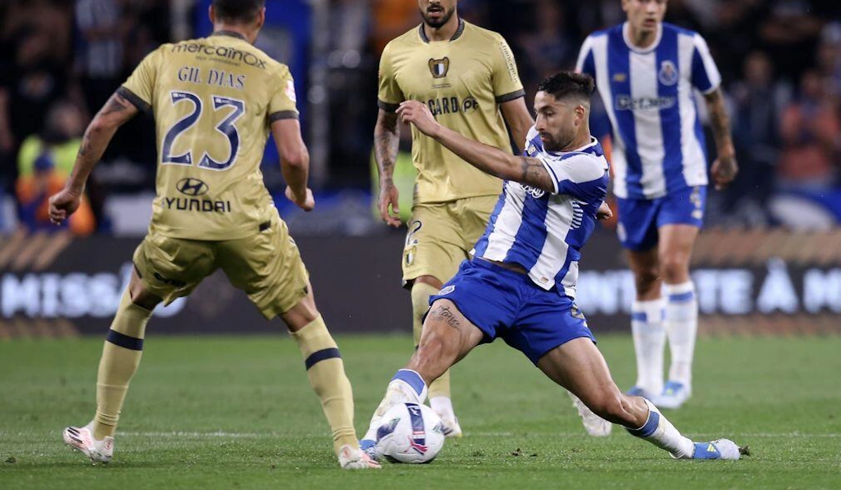 FC Porto 2-2 Famalicão: Dragão escorrega na 28.ª jornada