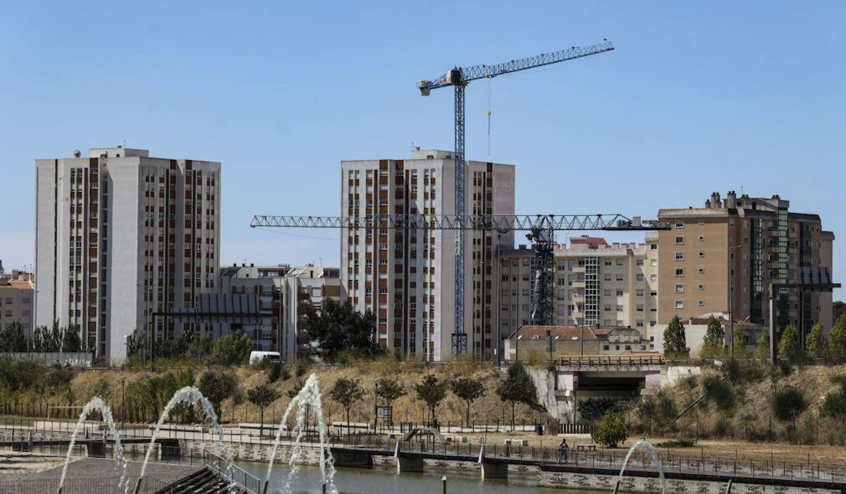 Crise na habitação em Portugal: O travão invisível ao crescimento económico