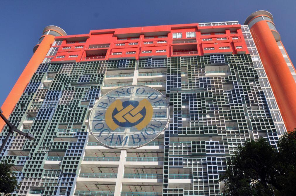 Banco de Moçambique alerta que dívida e atrasados estão a afetar mercado financeiro