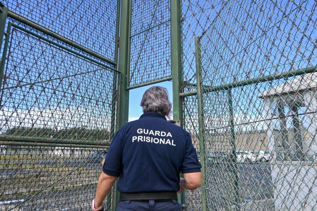 Governo anuncia plano para recrutar novos 400 guardas prisionais e 380 promoções
