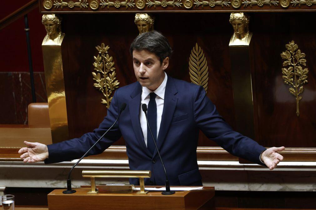 Ex-primeiro-ministro francês anuncia candidatura às presidenciais de 2027