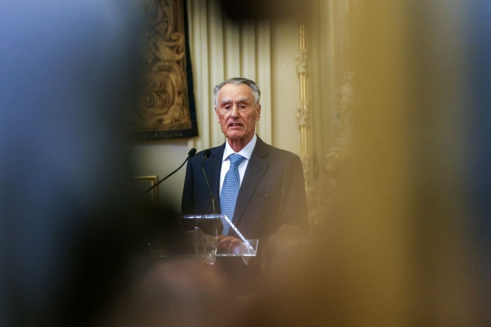 Cavaco Silva distinguido hoje em Estrasburgo com Ordem Europeia de Mérito