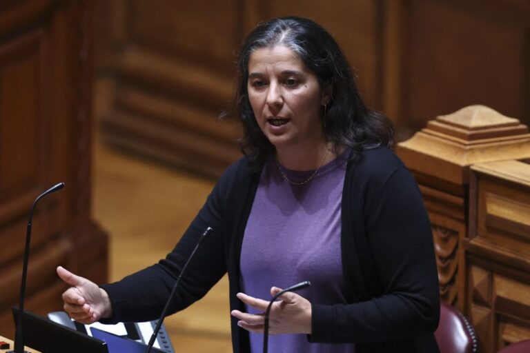 PCP acusa Seguro de contradição e diz que 