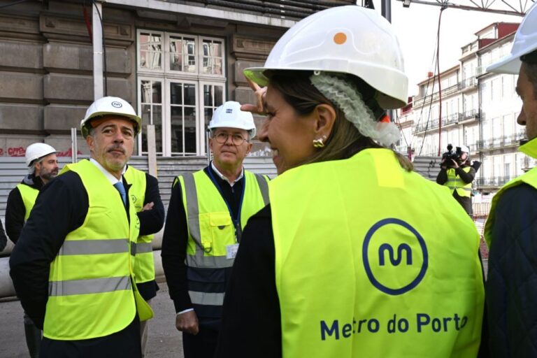 Prejuízos da Metro do Porto quase duplicam para 26,5 milhões de euros em 2025