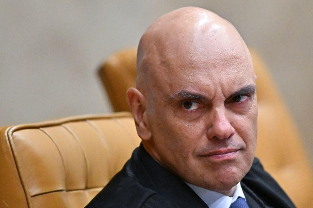 Juiz do Supremo Tribunal do Brasil suspende lei que permite reduzir pena de Bolsonaro