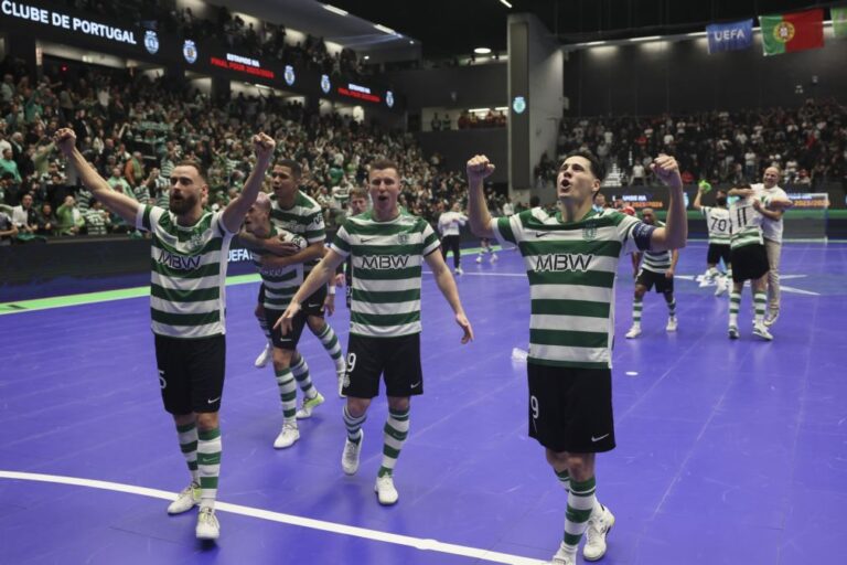 Sporting bate Palma Futsal e sagra-se campeão europeu de futsal