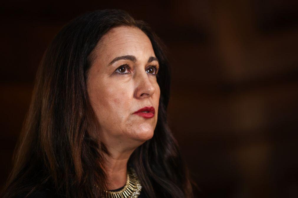 Autoridades francesas já pediram retorno das duas crianças abandonadas – ministra da Justiça