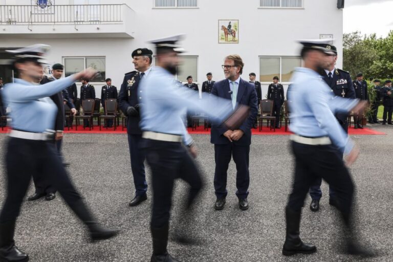 MAI afastou de funções e expulsou 30 militares da GNR e 14 da PSP desde fevereiro