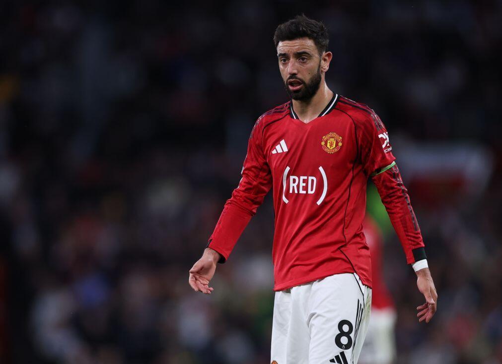 Bruno Fernandes eleito jogador do ano pelos companheiros do Manchester United