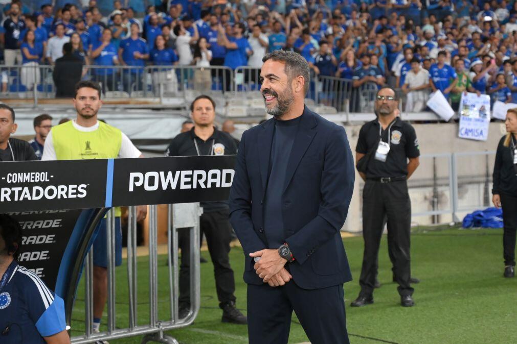 Cruzeiro, de Artur Jorge, perde dérbi mineiro com Atlético