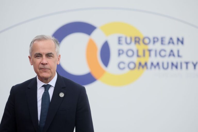 PM do Canadá recusa mundo 