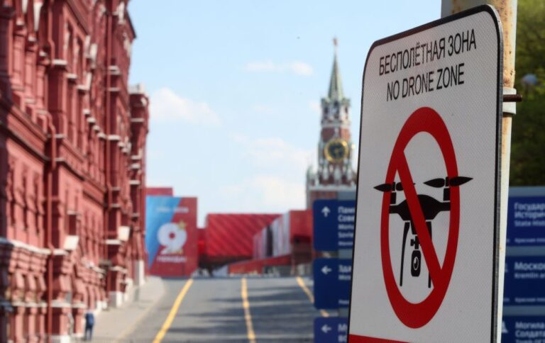 Rússia derruba 350 drones dois dias antes do desfile do Dia da Vitória