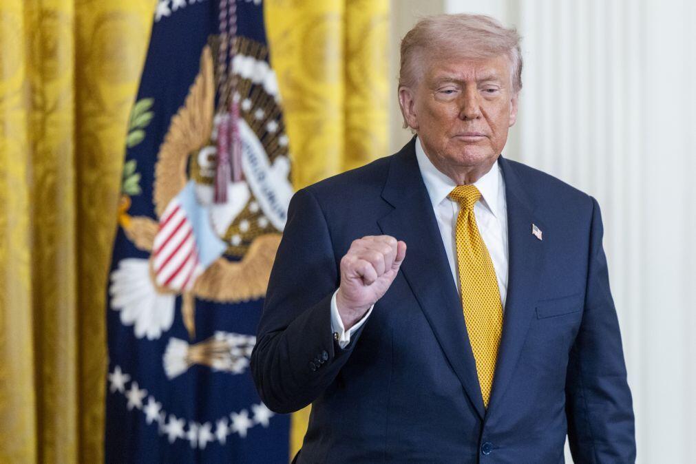 Trump ameaça UE com tarifas “muito mais elevadas” se não for aplicado acordo comercial em 2 meses