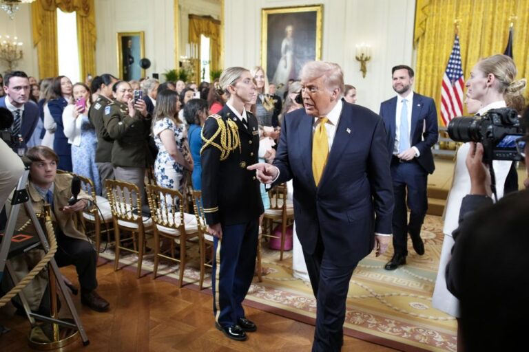 Presidente americano classifica negociações com Irão como 