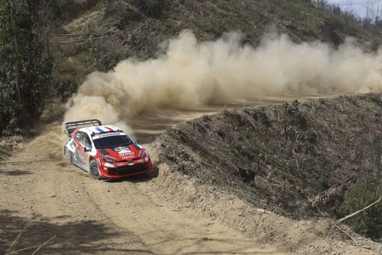 Sébastien Ogier com a liderança presa por três segundos no rali de Portugal