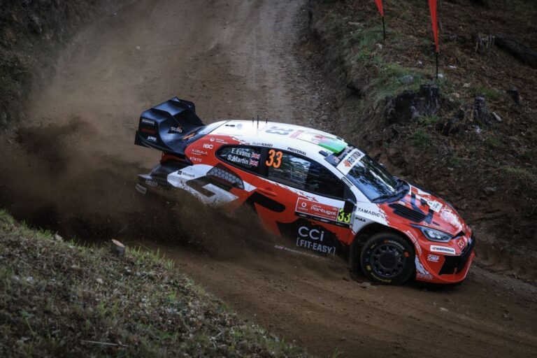 Elfyn Evans vence Rali do Japão e aumenta liderança do WRC