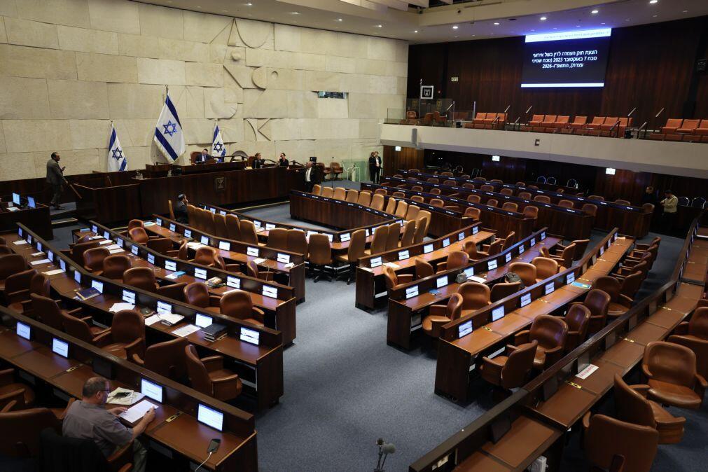 Israel cria tribunal especial e permite pena de morte para ataques de 2023