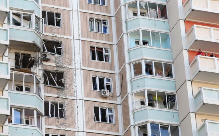 Rússia diz ter abatido mais de 300 drones, Kiev contabilizou 180 interceções