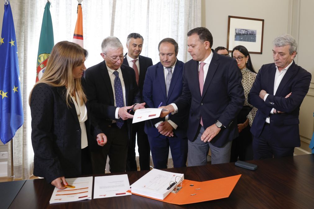 Montenegro avisa que PSD vai forçar partidos a “revelarem-se” na hora de votar reformas