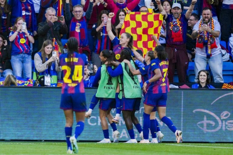 FC Barcelona goleia OL Lyonnes e conquista Liga dos Campeões feminina