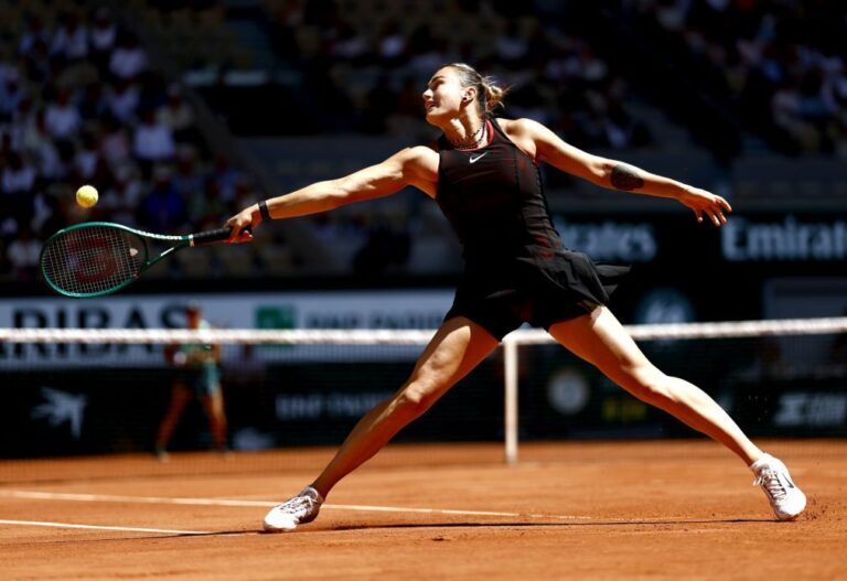 Aryna Sabalenka apura-se para a segunda ronda de Roland Garros