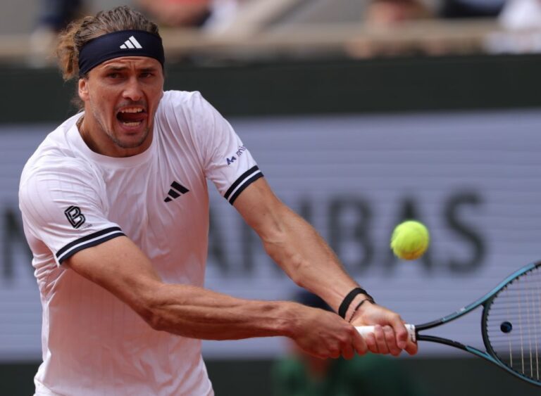 Alexander Zverev bate De Jong e está nos quartos de final de Roland Garros