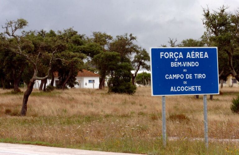 Aeroporto: Governo destina até 4,5 ME para desmilitarizar Campo de Tiro de Alcochete