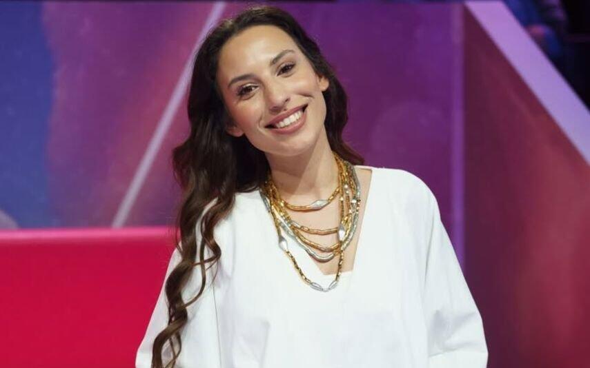 Catarina Miranda Que elegância! Ex-Big Brother revela quarto de luxo na nova casa com Afonso Leitão (Vídeo)