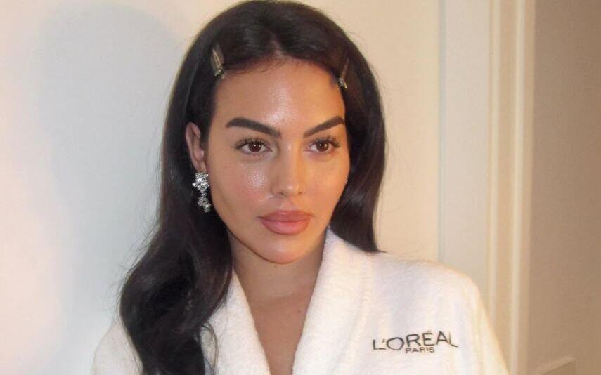 Georgina Rodriguez Deslumbra com joia milionária na Met Gala. Saiba o valor estrondoso!