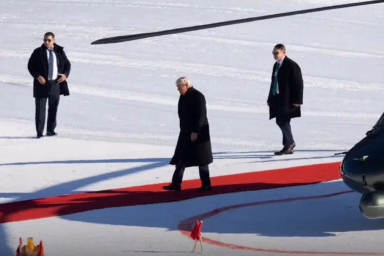 Gelo em Davos: Donald Trump recebido com vazio diplomático