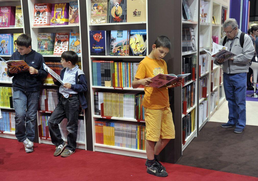 Governo prolonga cheque-livro até 31 de agosto após emissão de 40 mil vouchers