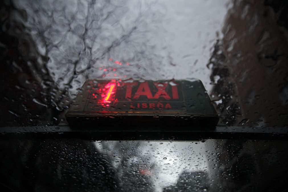 Mais de 200 taxistas detidos na região de Lisboa desde o início do ano por especulação – PSP