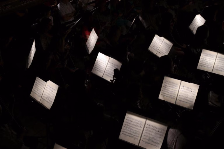 Orquestra Clássica do Centro leva 