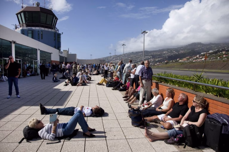 Aeroporto da Madeira sem movimento devido ao vento forte