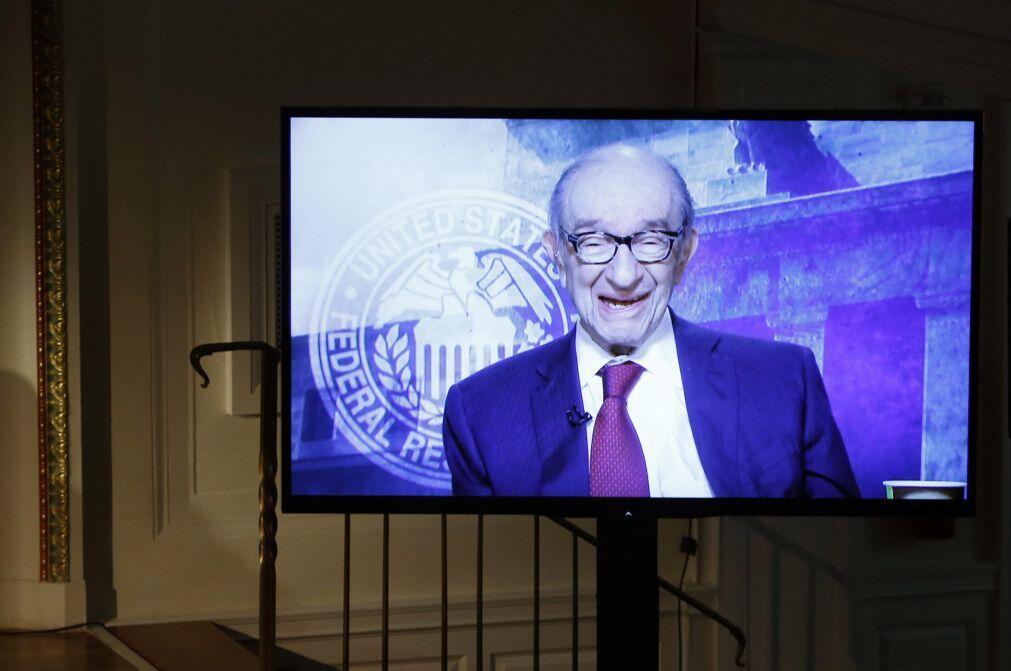 Ex-presidente da Fed Alan Greenspan morre aos 100 anos