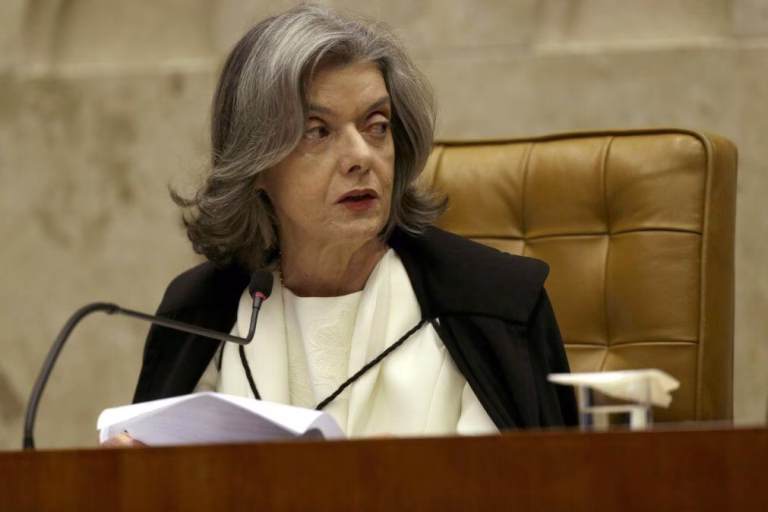 Tribunal Superior Eleitoral do Brasil recomenda contenção aos juízes eleitorais regionais