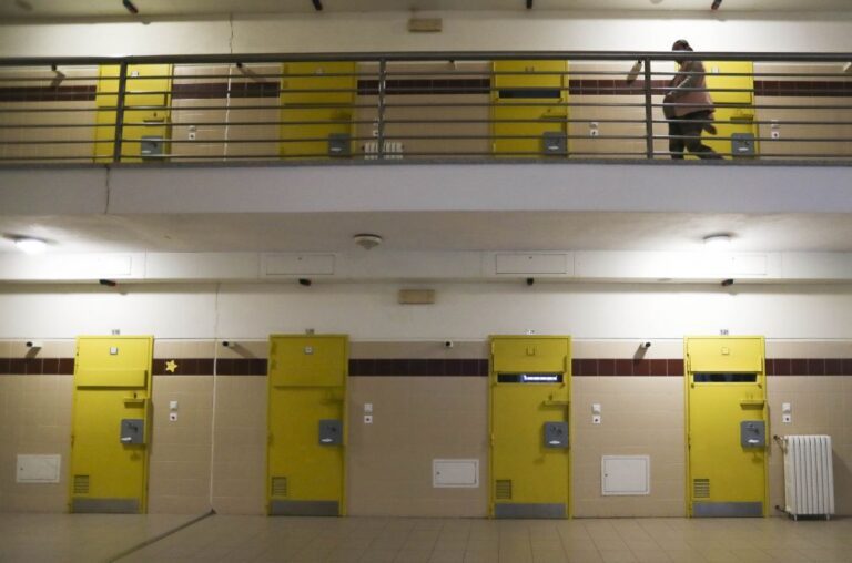 Suspeita de matar enteada de 8 anos fica em prisão preventiva
