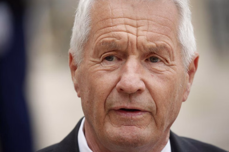 Noruega investiga relações de ex-primeiro-ministro Jagland com Jeffrey Epstein