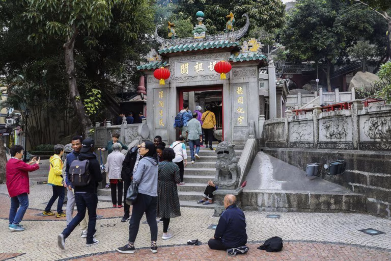 Residentes de Macau evitam procurar apoio psiquiátrico - Serviços de Saúde