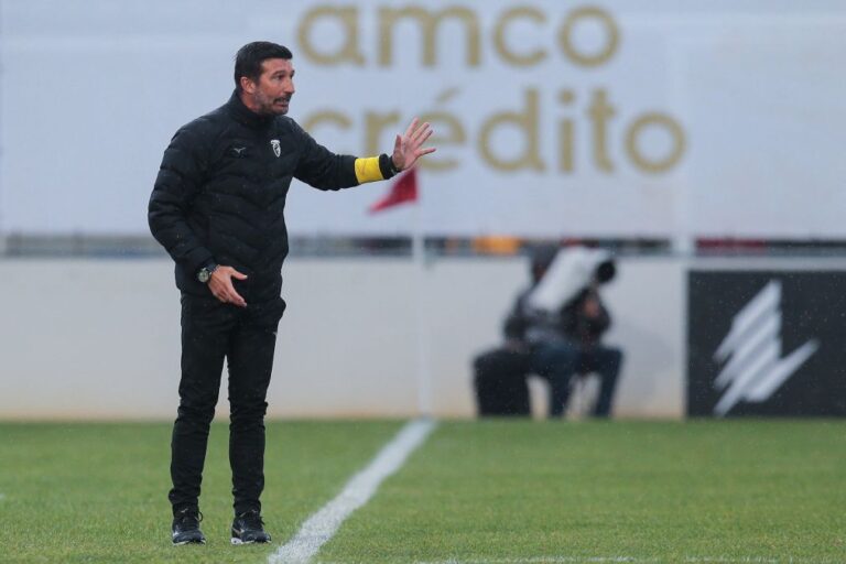 António Folha é o novo treinador dos romenos do Cluj