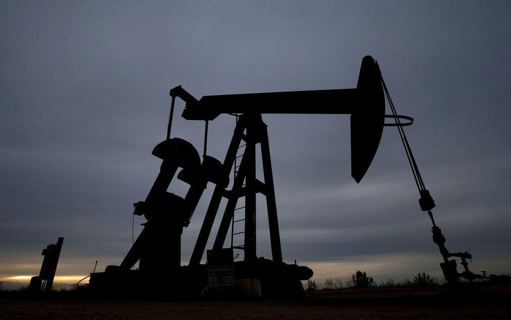 Cotação do Brent abaixo de 80 dólares pela primeira vez desde início de março