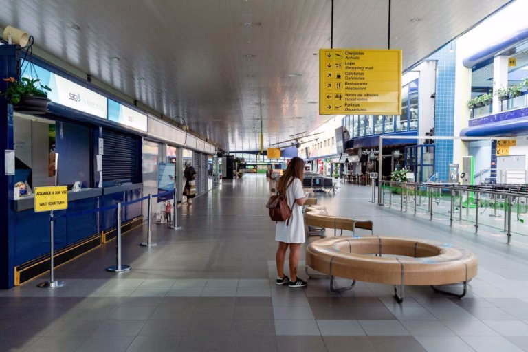 Número de passageiros desembarcados nos aeroportos dos Açores volta a baixar em março