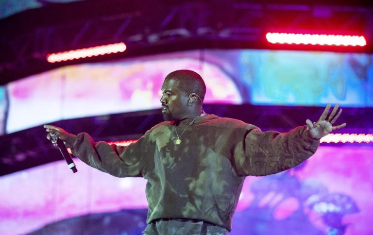 Kanye West proibido de entrar no Reino Unido por anti-semitismo e festival foi cancelado