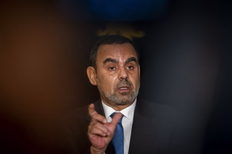 Morais Sarmento demitiu-se da presidência da FLAD